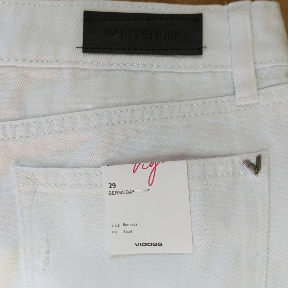 Vigoss Ace High Waisted Destructed Bermuda Denim Shorts White Size 29